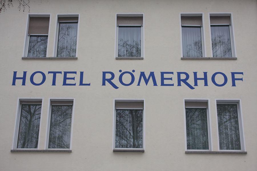 Hotel Romerhof บิงเงนอัมไรน์ ภายนอก รูปภาพ