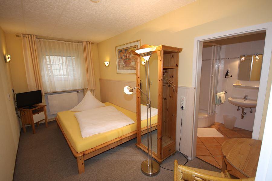 Hotel Romerhof บิงเงนอัมไรน์ ภายนอก รูปภาพ